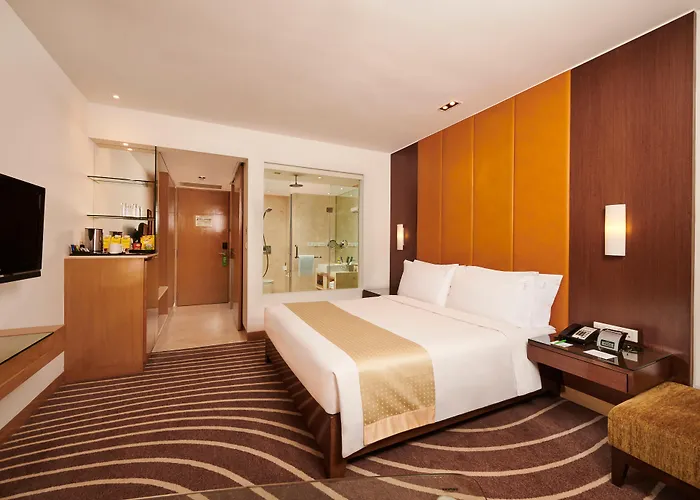 Holiday Inn Mumbai International Airport By IhgAirport Hotel